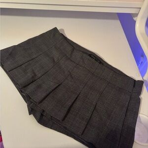 Gray Plaid Pleated Skirt